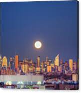 Full Moon Over Midtown Manhattan, Ny Canvas Print