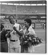 Hank Aaron With Wife And Governor Jimmy Canvas Print