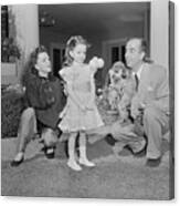 Judy Garland With Husband And Daughter Canvas Print