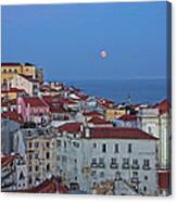 Lisboa Canvas Print