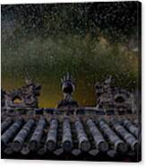 Milky Way Arch Over Chinese Temple Roof Canvas Print