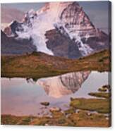 Mount Robson Canvas Print