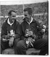 Olympic Medalists Walt Davis And Ken Canvas Print