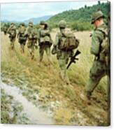 Us Soldiers Participating In Operation Canvas Print