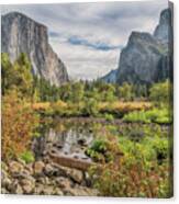 Valley View In Autumn Canvas Print