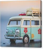 Vw Bus On The Beach Canvas Print