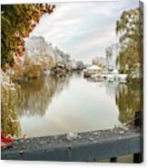 Yahara Splendor - Early Snowfall On Trees At Yahara Still With Fall Colors Canvas Print