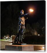 Torchbearer Statue At The University Of Tennessee At Night Canvas Print