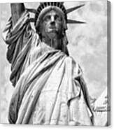 Black Manhattan Series - The Statue Of Liberty #02 Canvas Print