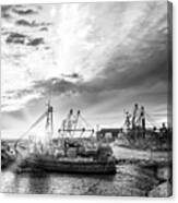 Brancaster Norfolk Fishing Trawlers At Sunrise Bw Canvas Print