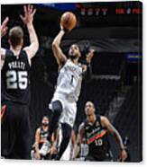 Brooklyn Nets V San Antonio Spurs Canvas Print