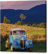 Cold Hollow Blue International Truck Canvas Print