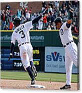 Ian Kinsler And Omar Vizquel Canvas Print