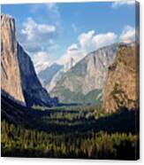 The Valley Sight By The Tunnel View Overlook - Yosemite National Park - California - U.s.a Canvas Print