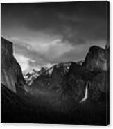 Tunnel View In Yosemite Canvas Print