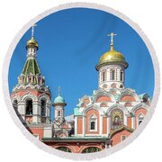 Kazan Cathedral, Moscow Round Beach Towel