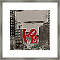 Love Sculpture - Philadelphia - Bw Framed Print