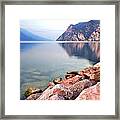 Prime Ore Del Mattino Sul Lago Di Garda Framed Print