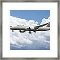 United Airlines Boeing 777 Dreamliner Framed Print