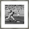 Dodgers Baseball Player Willie Davis Framed Print