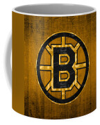 Boston Bruins Hockey Team Retro Logo Vintage Recycled Massachusetts License  Plate Art Wood Print