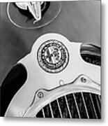 1935 Alfa Romeo 8c-35 Grille Emblem Metal Print