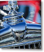 1933 Stutz Sv-16 Five-passenger Sedan Hood Ornament Metal Print