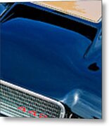 1972 Oldsmobile 442 Grille Emblem Metal Print