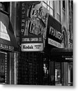 Central Camera Chicago - Black And White Metal Print