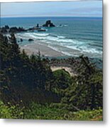 Crashing Waves Metal Print