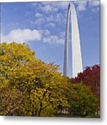 Fall At The St Louis Arch Metal Print