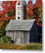 Fall Weathered Barn And Silo Metal Print