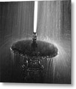 Fountain Spray Metal Print