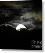 Haunting Horizon 02 Metal Print