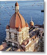 India, Maharashtra, Mumbai, View Of Taj Hotel Metal Print