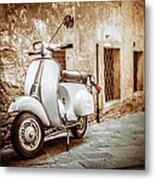 Italian Scooter In Grungy Alley Metal Print