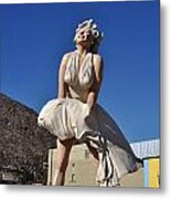 Marilyn Monroe Statue In Palm Springs California Metal Print