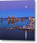 Mono Lake Moon Rise Metal Print