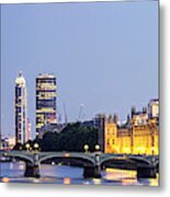 Panoramic View Of Westminster Bridge And Westminster Palace With Big Ben At Dusk Metal Print