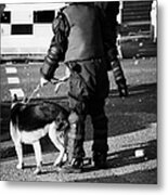 Psni Dog Handler In Riot Gear With Dog On Crumlin Road At Ardoyne Shops Belfast 12th July Metal Print