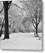 Snowing Out In Black And White Metal Print