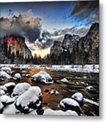 Sunset At Yosemite Valley Metal Print