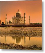 Taj Mahal At Sunset Metal Print