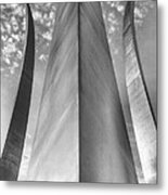 The Usaf Memorial In Black And White Metal Print