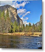 Yosemite Valley Metal Print