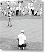 Arnie Putts The 13th At 1964 Us Open At Congressional Country Club Metal Print