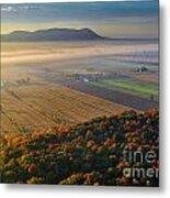 Early Autumn Morning Fog On The Richelieu River Valley Quebec Ca Metal Print