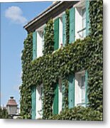 Ivy-covered House In Montmartre Metal Print