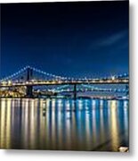 Manhattan Bridge And Light Reflections In East River. Metal Print