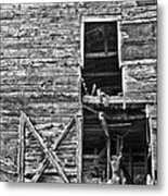 Old Barn Door In Black And White Metal Print